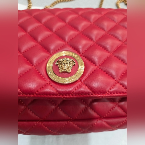 Versace Red Quilted Nappa Leather Medusa Shoulder Bag – Gold Hardware - Picture 5 of 17